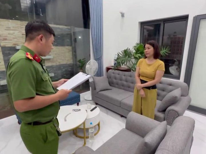 Bà Phạm Thị Tuyết Mai bị khởi tố, tạm giam. Ảnh CACC