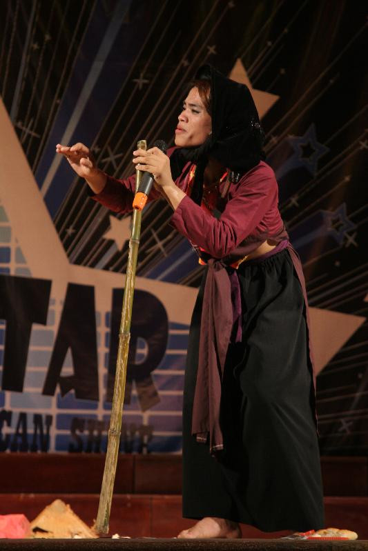 và bà lão tốt bụng