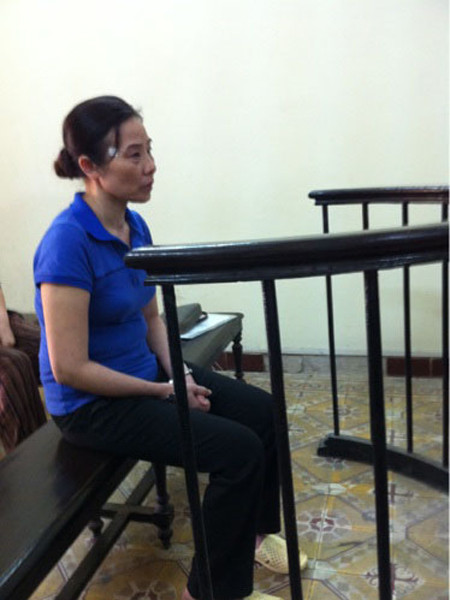 Bị cáo Hường tại tòa. Bị cáo Hường tại tòa