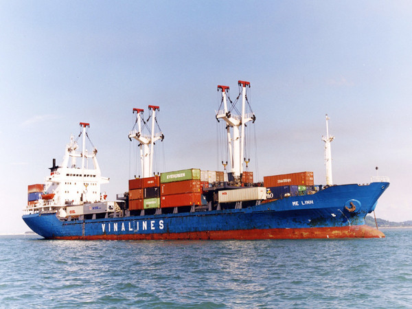 Việc tái cơ cấu DNNN như Vinalines khó thành công nếu không thay đổi cơ chế tuyển chọn CEO. Ảnh: Đình Thắng. Việc tái cơ cấu DNNN như Vinalines khó thành công nếu không thay đổi cơ chế tuyển chọn CEO. Ảnh: Đình Thắng