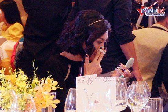 Ngô Thanh Vân quyên được gần 8 tỷ từ bức tượng thỉnh từ Nepal ảnh 6