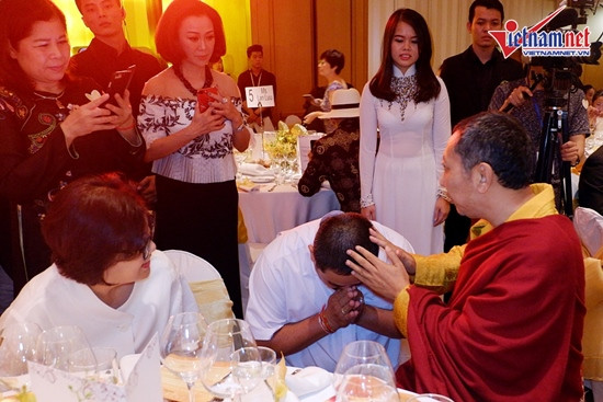 Ngô Thanh Vân quyên được gần 8 tỷ từ bức tượng thỉnh từ Nepal ảnh 12