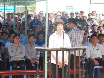 Bị cáo Phạm Thị Mỹ Linh trong phiên tòa sáng 23-8.