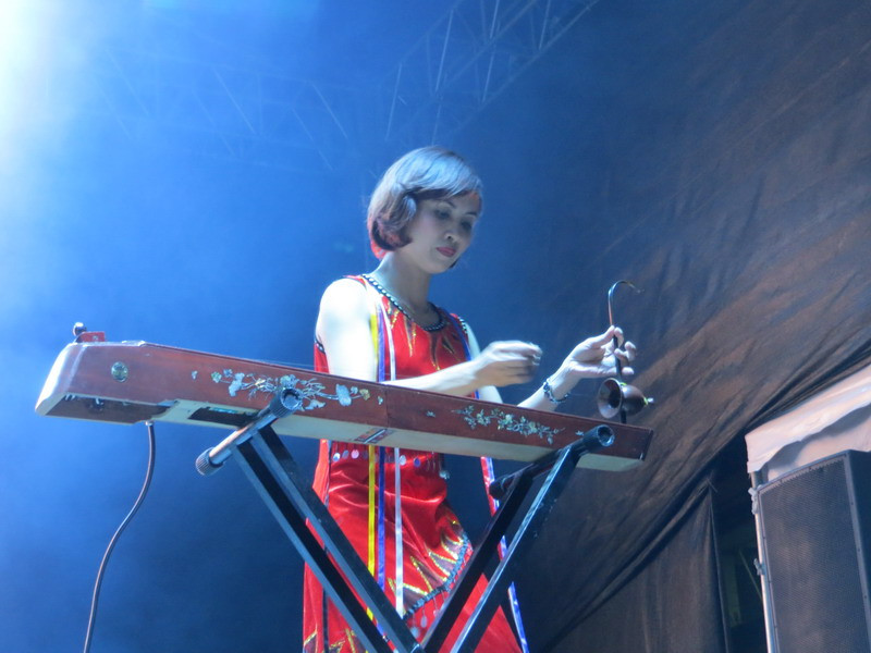 Nguyễn Thị Thủy độc tấu bài Besame Mucho