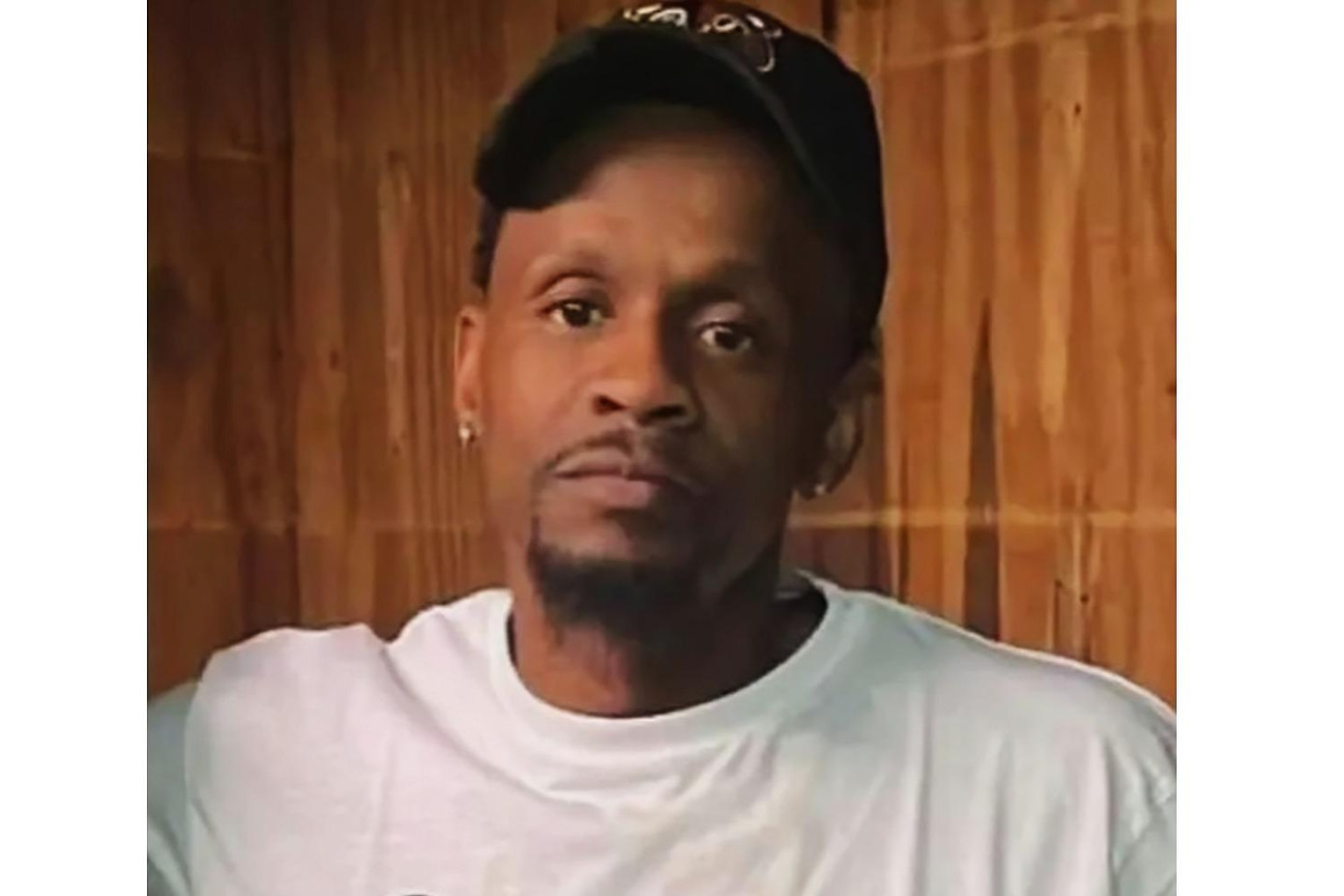 Ngôi sao Facebook Terrill Smith bị giết khi đang livestream.