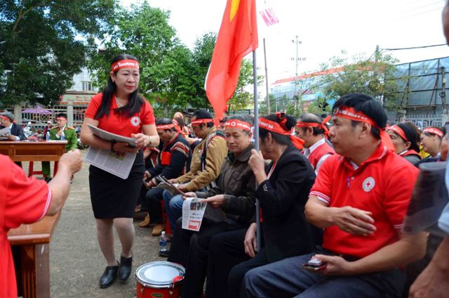 Chủ nhật Đỏ đồng loạt diễn ra ở nhiều tỉnh, thành ảnh 7