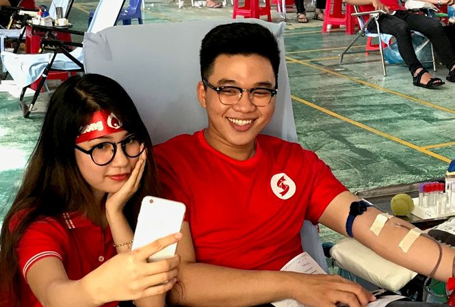 Mỗi giọt máu cho đi – một cuộc đời ở lại ảnh 102