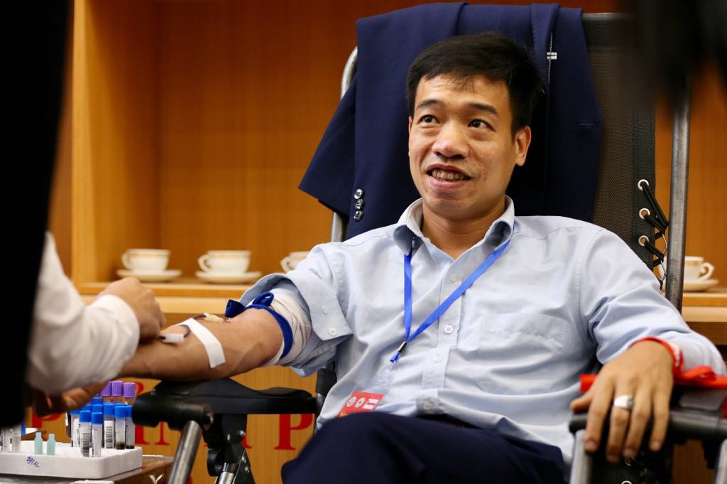 Chủ nhật Đỏ đồng loạt diễn ra ở nhiều tỉnh, thành ảnh 29