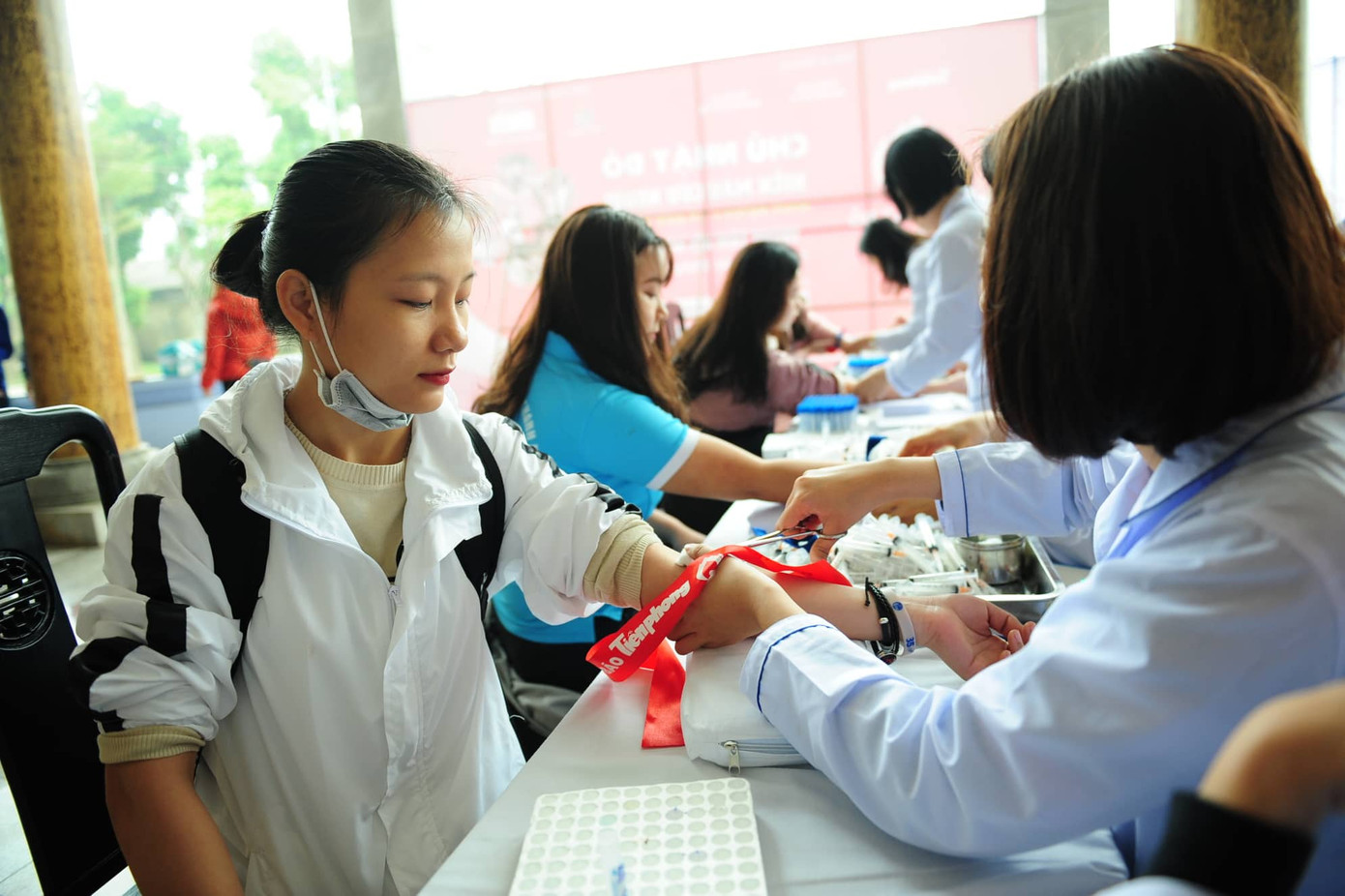 Chủ nhật Đỏ đồng loạt diễn ra ở nhiều tỉnh, thành ảnh 59