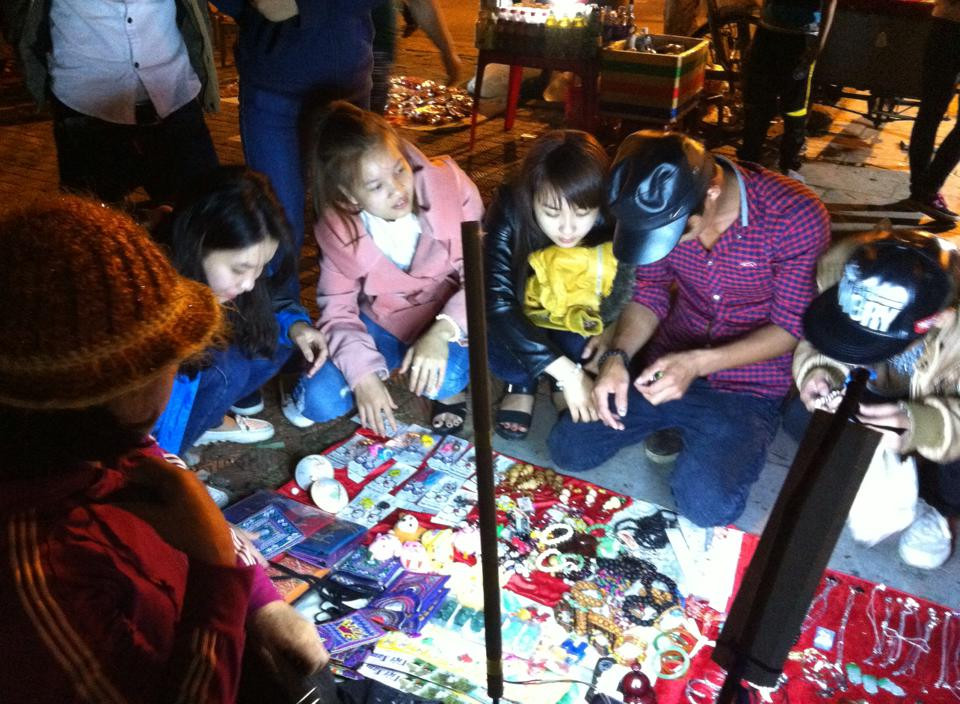 Tết Việt Online: Khắp nơi tưng bừng đón năm mới ảnh 25