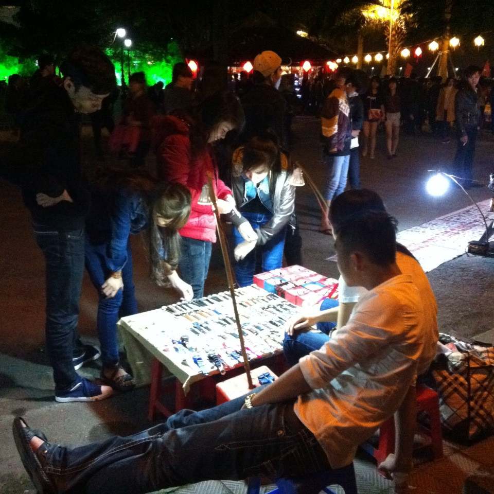 Tết Việt Online: Khắp nơi tưng bừng đón năm mới ảnh 29