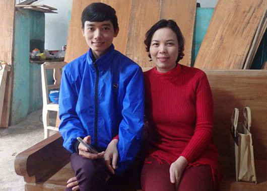 Những đám cưới lạ của cặp đôi 'dậy sóng' cộng đồng mạng năm 2017 ảnh 1