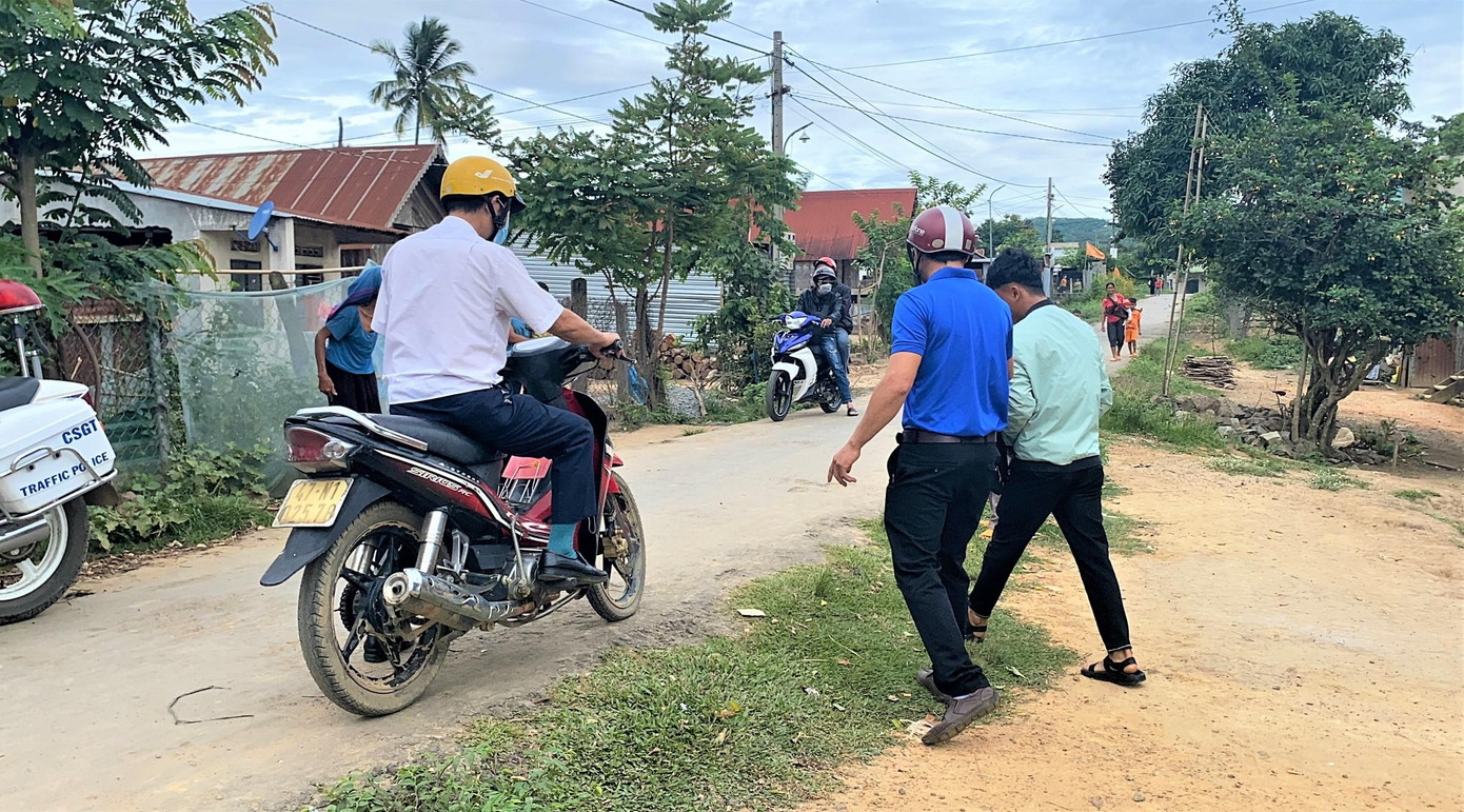 Thí sinh được động viên, tiếp sức kịp thời