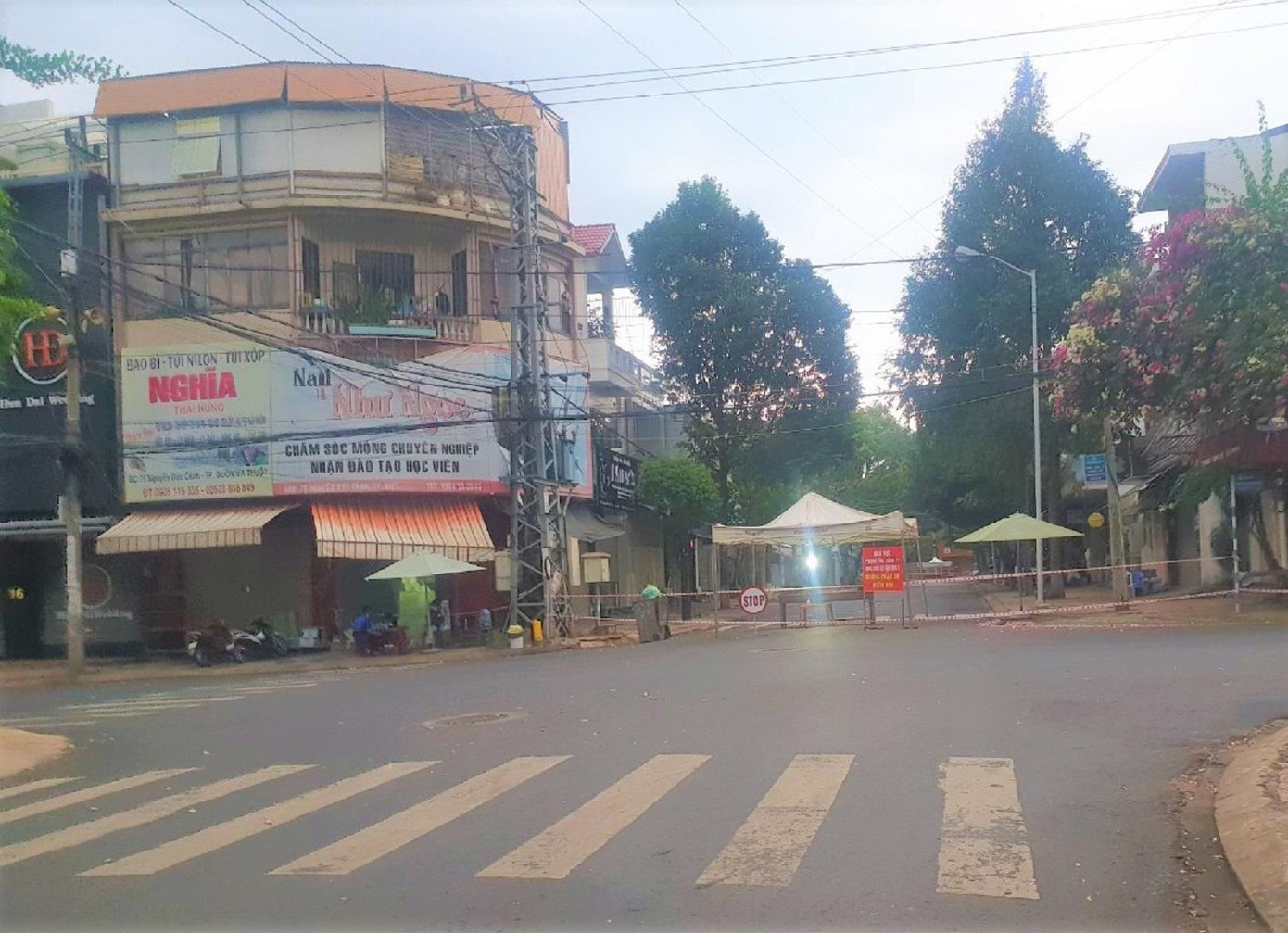 TP. Buôn Ma Thuột từng lập nhiều chốt kiểm soát dịch sau khi ghi nhận nhiều ca mắc COVID-19 TP. Buôn Ma Thuột từng lập nhiều chốt kiểm soát dịch sau khi ghi nhận nhiều ca mắc COVID-19