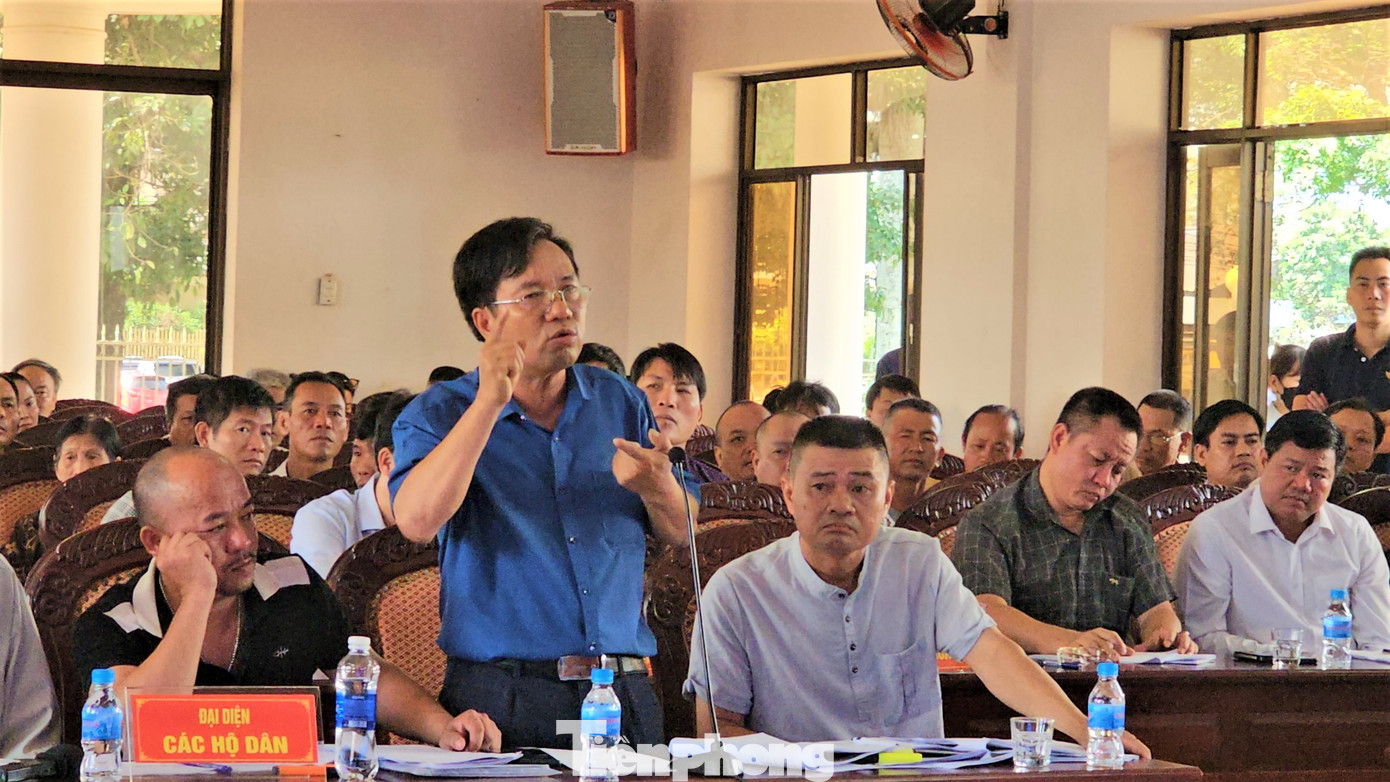 Đại diện các hộ dân nhận khoán ý kiến tại cuộc đối thoại với Chủ tịch UBND tỉnh Đắk Lắk