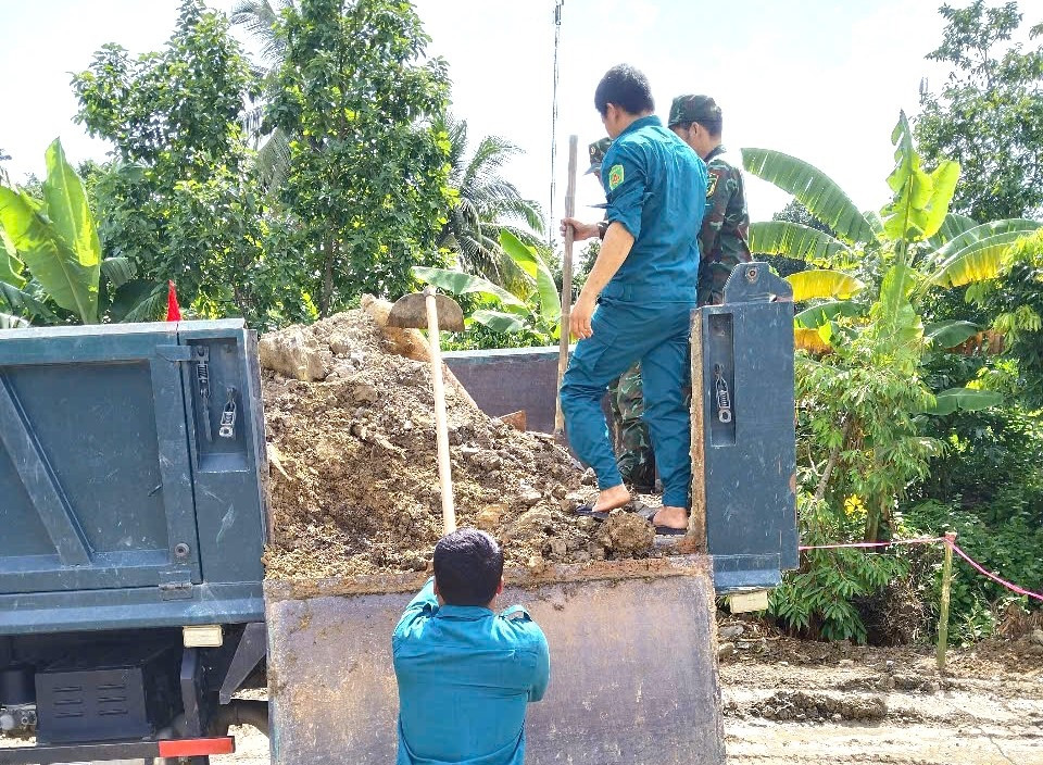 Quả bom nằm gọn trên chiếc xe tải.