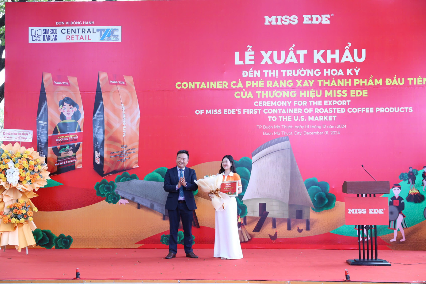 Mai Anh Xuân được trao tặng 1% cổ phần của MISS EDE. Mai Anh Xuân được trao tặng 1% cổ phần của MISS EDE.