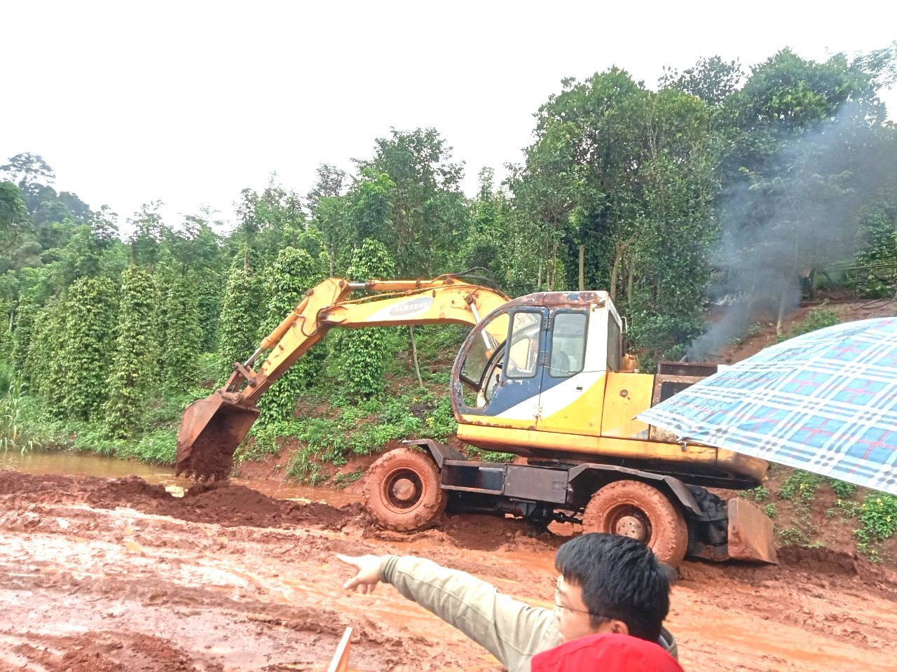 Gần 10 ngày nay, trên địa bàn Đắk Nông xuất hiện nhiều điểm sạt lở.