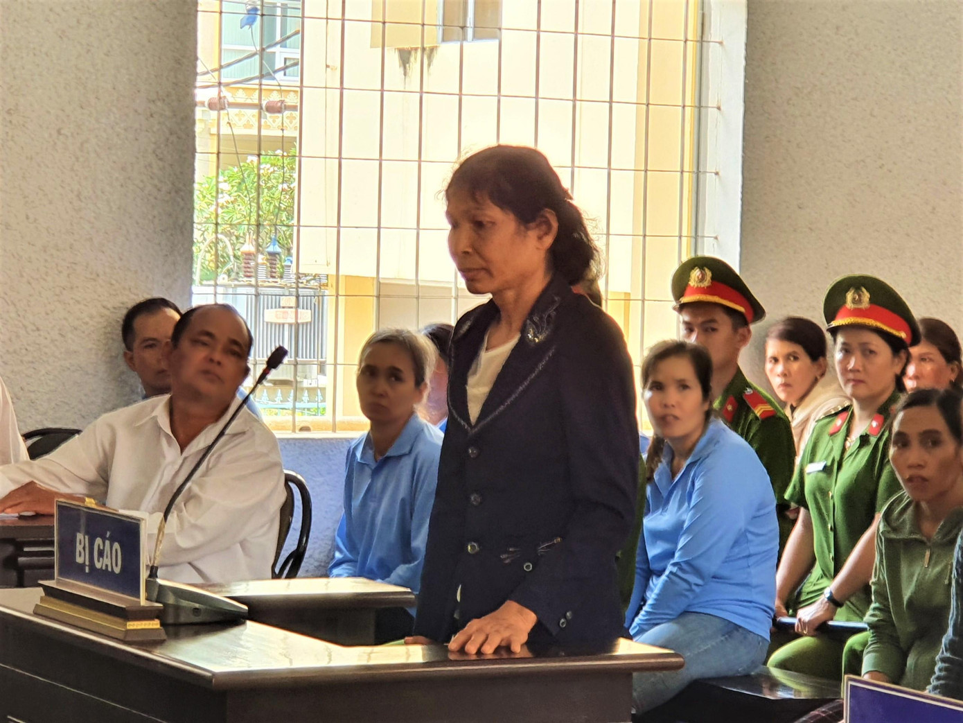 Một bị cáo lớn tuổi trong vụ án Một bị cáo lớn tuổi trong vụ án