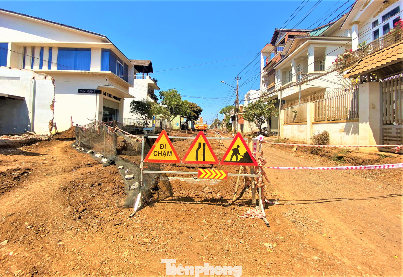 Dự án từng phải dừng thi công vì bị vướng.