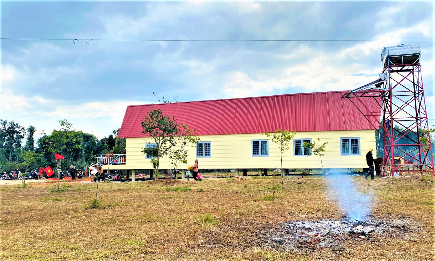 Nhà cộng đồng buôn Kdoh khá rộng Nhà cộng đồng buôn Kdoh khá rộng