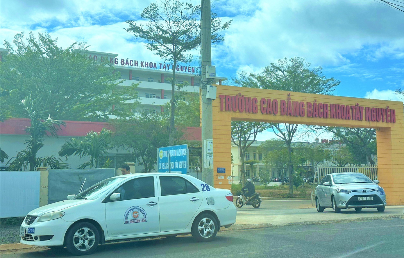 Trường Cao đẳng Bách khoa Tây Nguyên