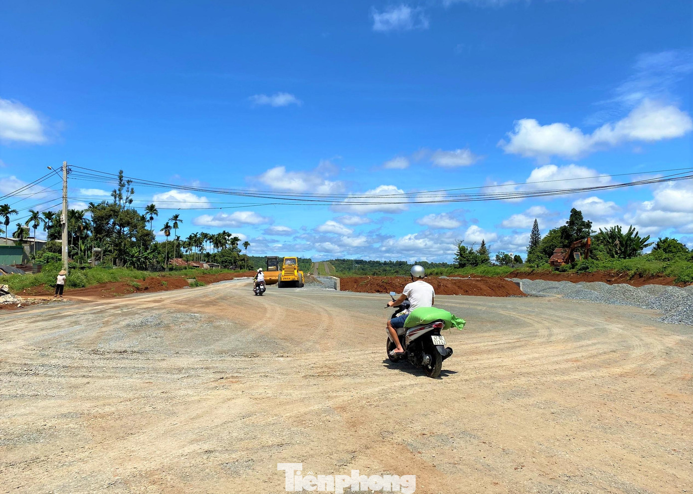 Một phần dự án đường Đông Tây chưa thi công xong