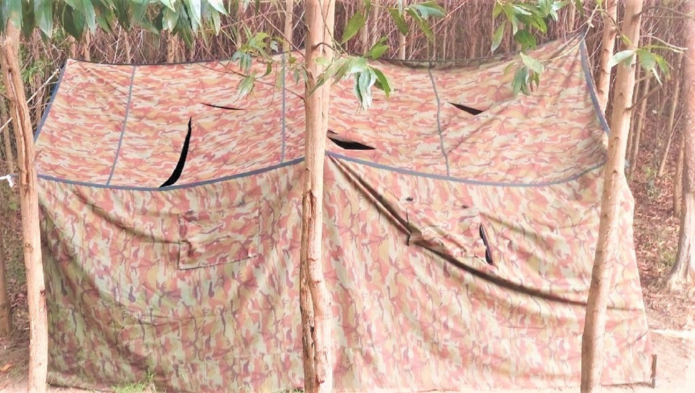 Lều trại của lực lượng bảo vệ rừng bị phá hoại