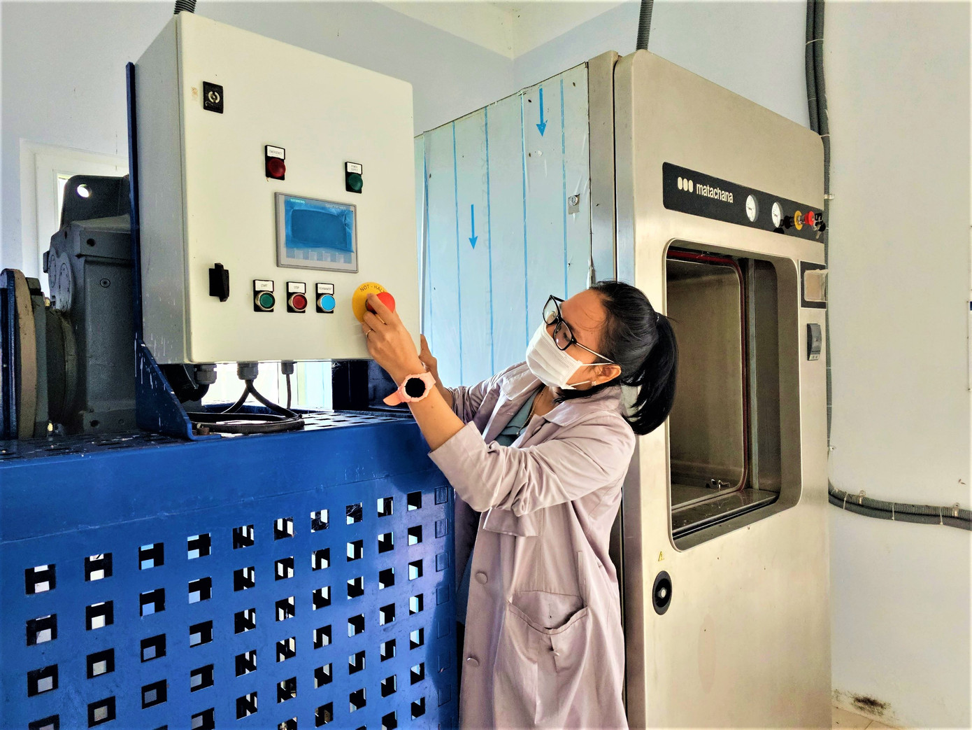 Các thiết bị phục vụ xử lý rác thải. Các thiết bị phục vụ xử lý rác thải.