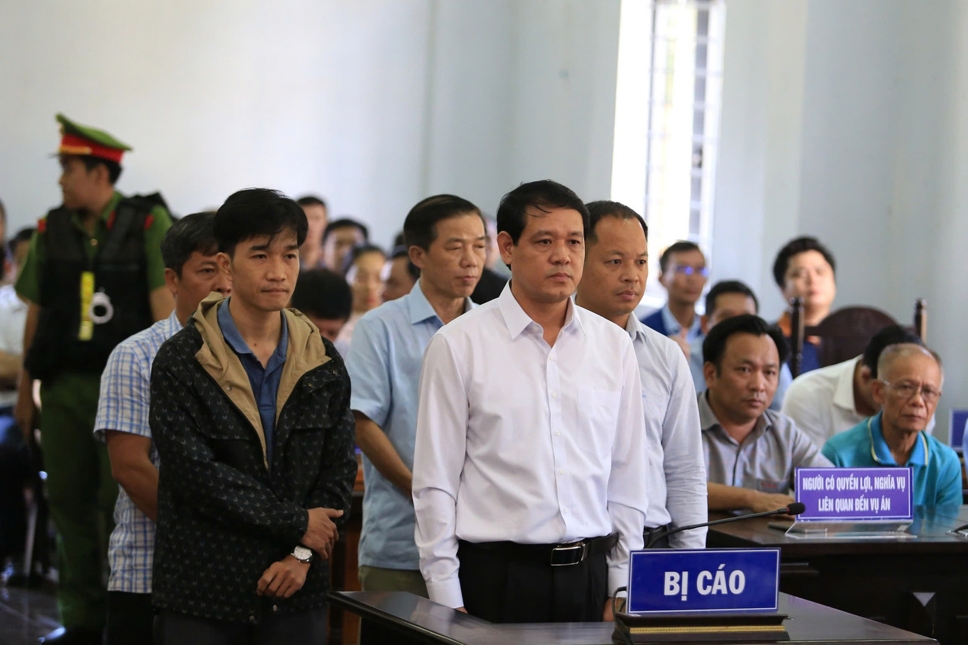 Các bị cáo tại phiên toà