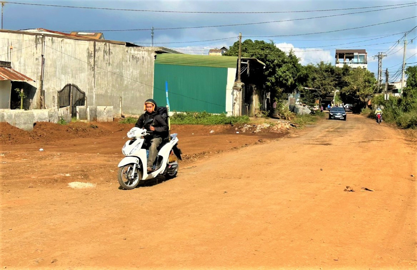 Việc dự án tuyến tránh đi vào khu dân cư làm phát sinh chi phí GPMB.