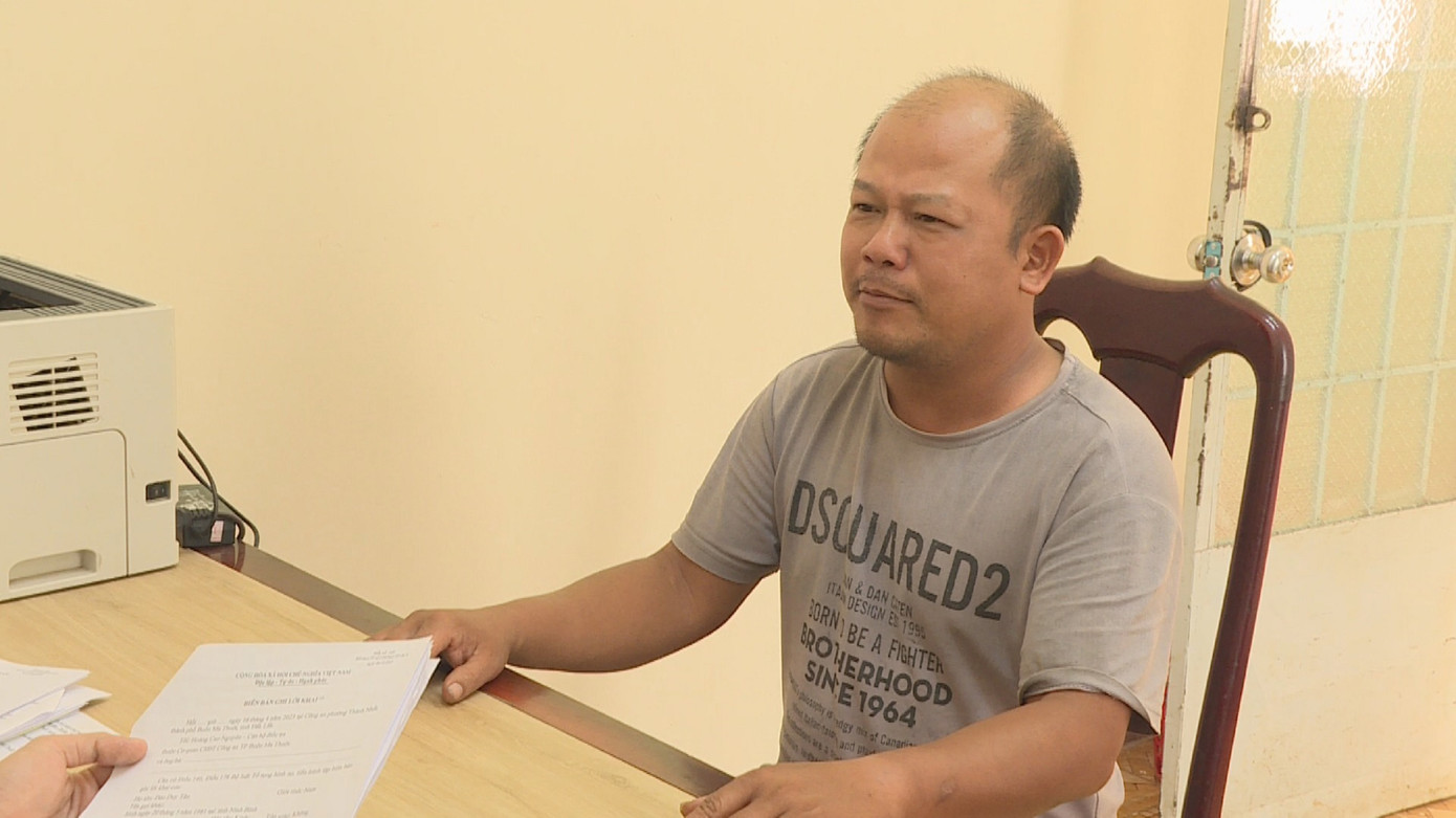 Đối tượng Đào Duy Tân tại cơ quan công an