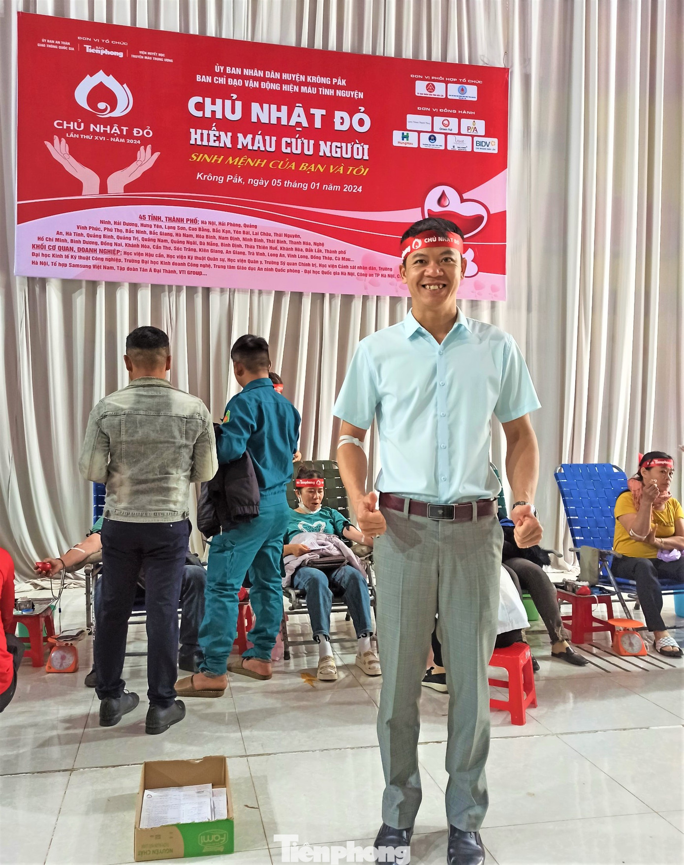 Anh Nguyễn Đình Trường - Phó Chủ tịch Mặt trận Tổ quốc Việt Nam xã Hòa Tiến.