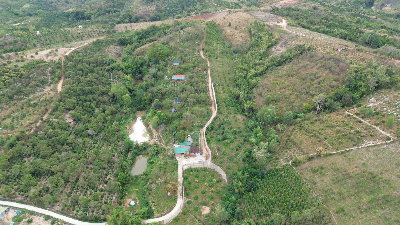 Khu tu tập của đôi vợ chồng Tuấn, Nhớ nằm biệt lập.