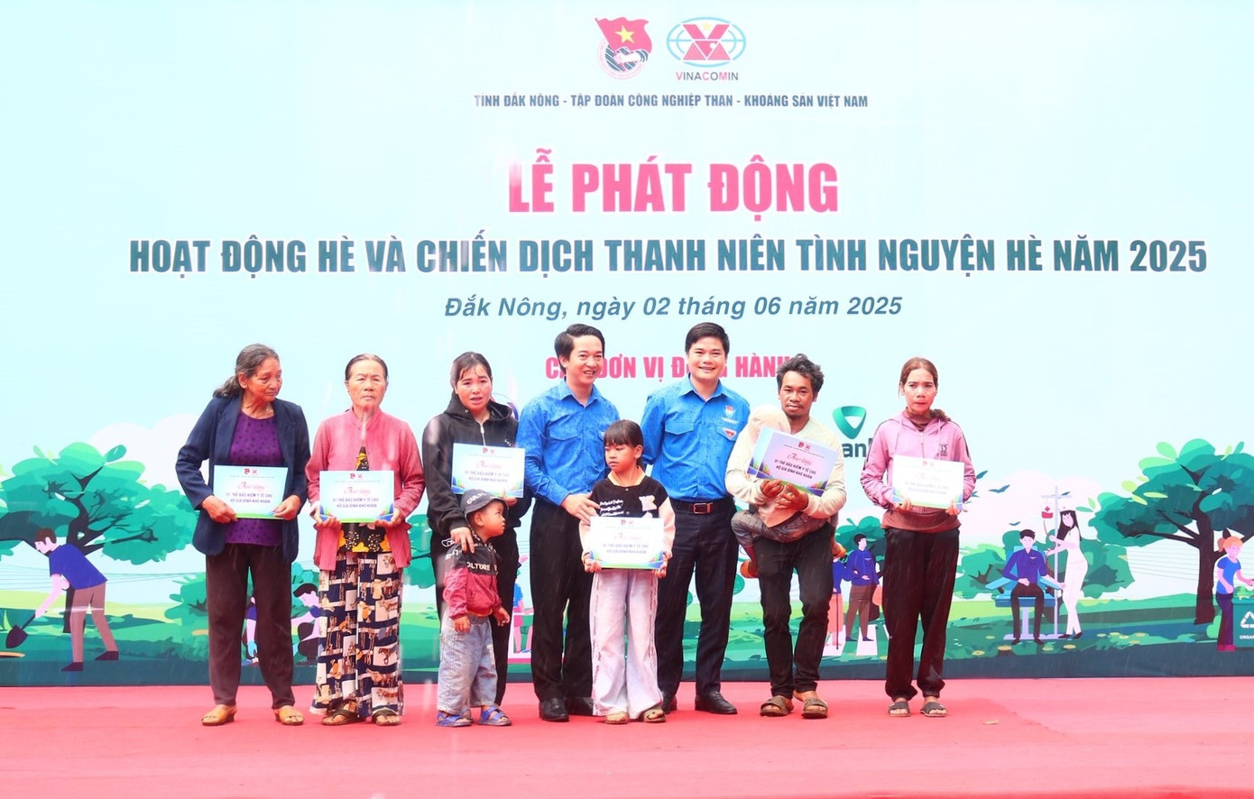 Chương trình tình nguyện hè năm 2025 hướng đến hỗ trợ bà con vùng sâu, khó khăn.