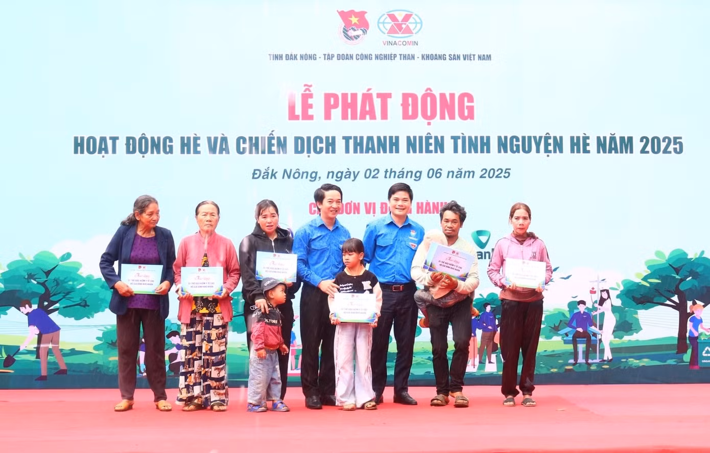 Chương trình tình nguyện hè năm 2025 hướng đến hỗ trợ bà con vùng sâu, khó khăn.