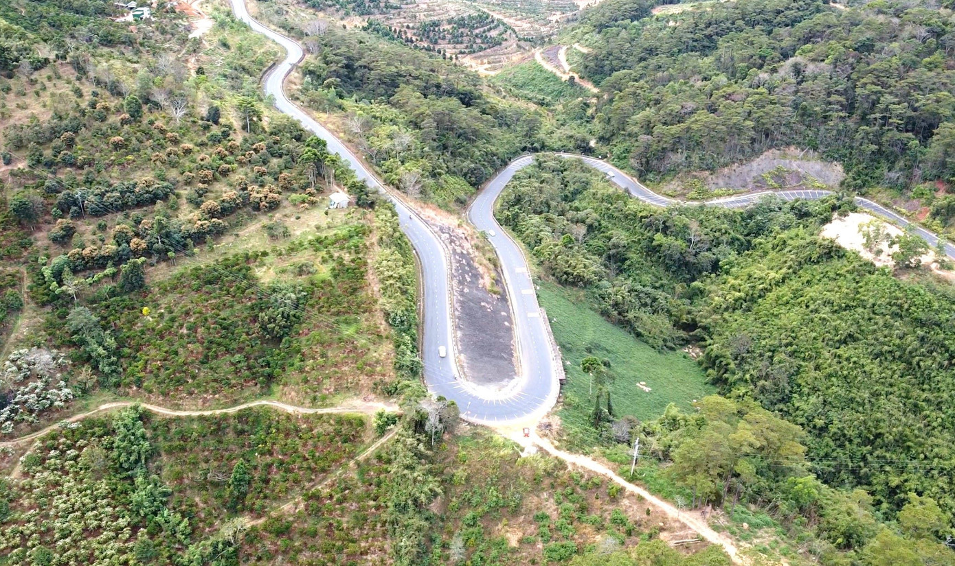 Hiện tại, Quốc lộ 28 là tuyến đường duy nhất nối Đắk Nông - Lâm Đồng. Hiện tại, Quốc lộ 28 là tuyến đường duy nhất nối Đắk Nông - Lâm Đồng.