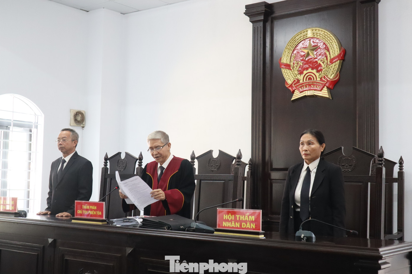 HĐXX tuyên án HĐXX tuyên án