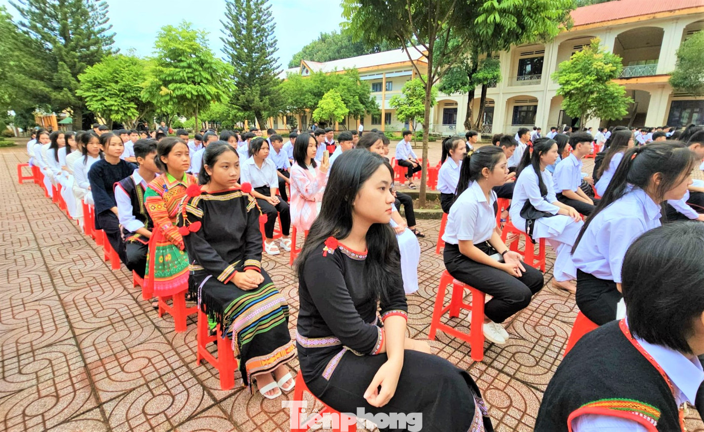 Trường THPT Dân tộc nội trú N'Trang Lơng có trên 95% học sinh dân tộc thiểu số