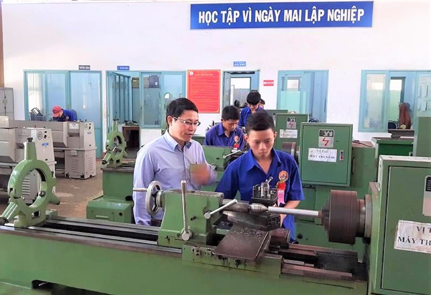 Học sinh Đắk Lắk theo học nghề Học sinh Đắk Lắk theo học nghề