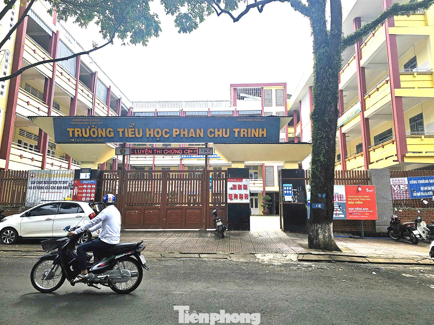 Trường Tiểu học Phan Chu Trinh Trường Tiểu học Phan Chu Trinh