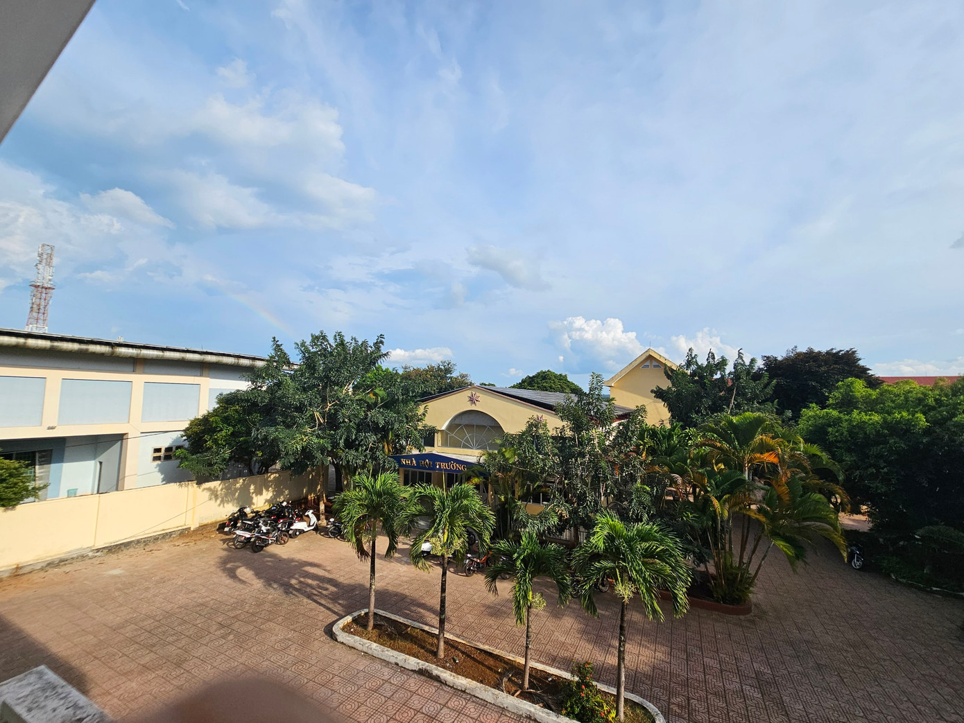 Sở GD&amp;ĐT đề nghị Trường THPT Buôn Ma Thuột công khai nguồn kinh phí ngoài ngân sách