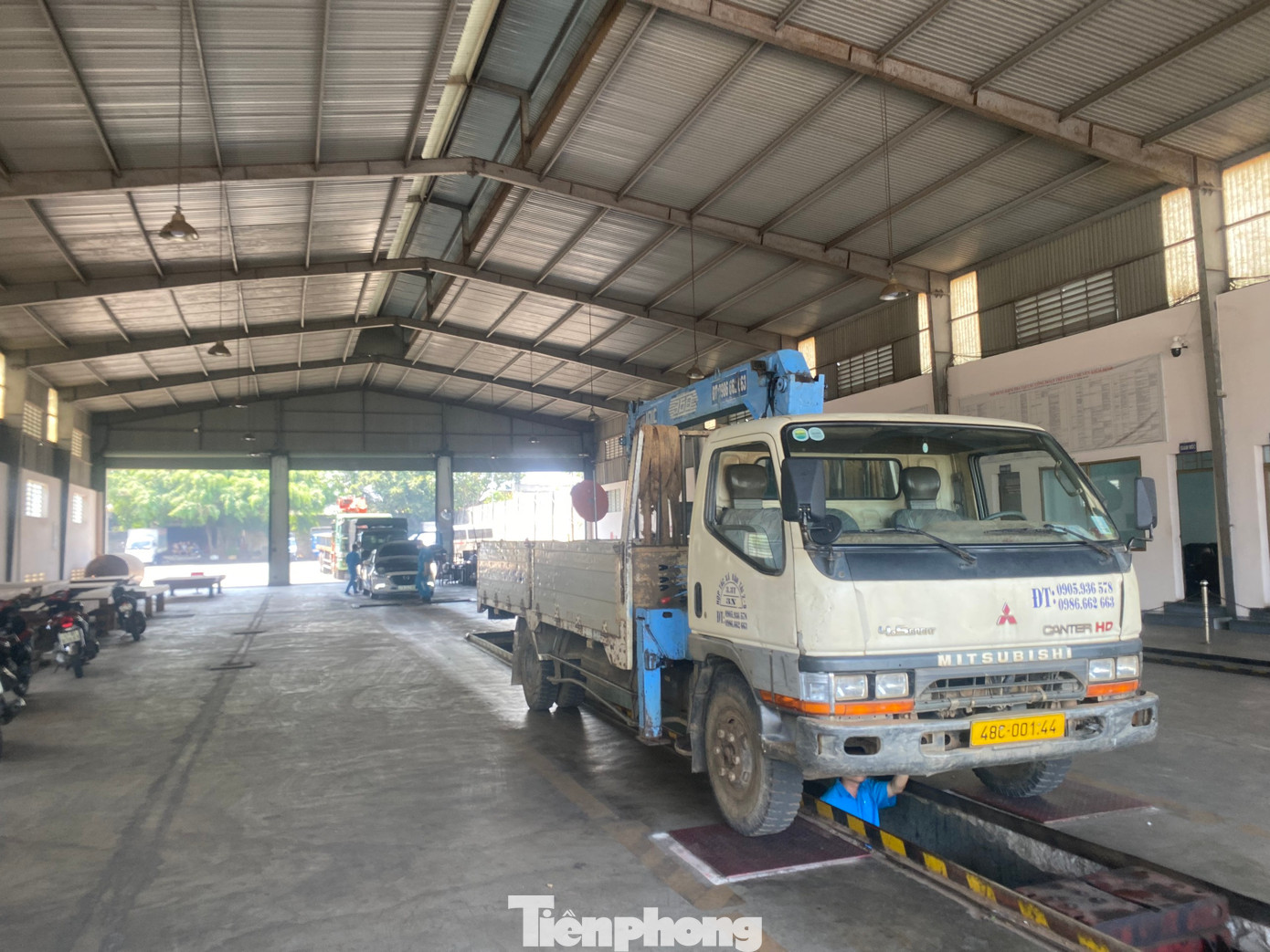 Mỗi ngày Trung tâm đăng kiểm xe cơ giới 4702D tiếp nhận đăng kiểm cho 70 phương tiện Mỗi ngày Trung tâm đăng kiểm xe cơ giới 4702D tiếp nhận đăng kiểm cho 70 phương tiện