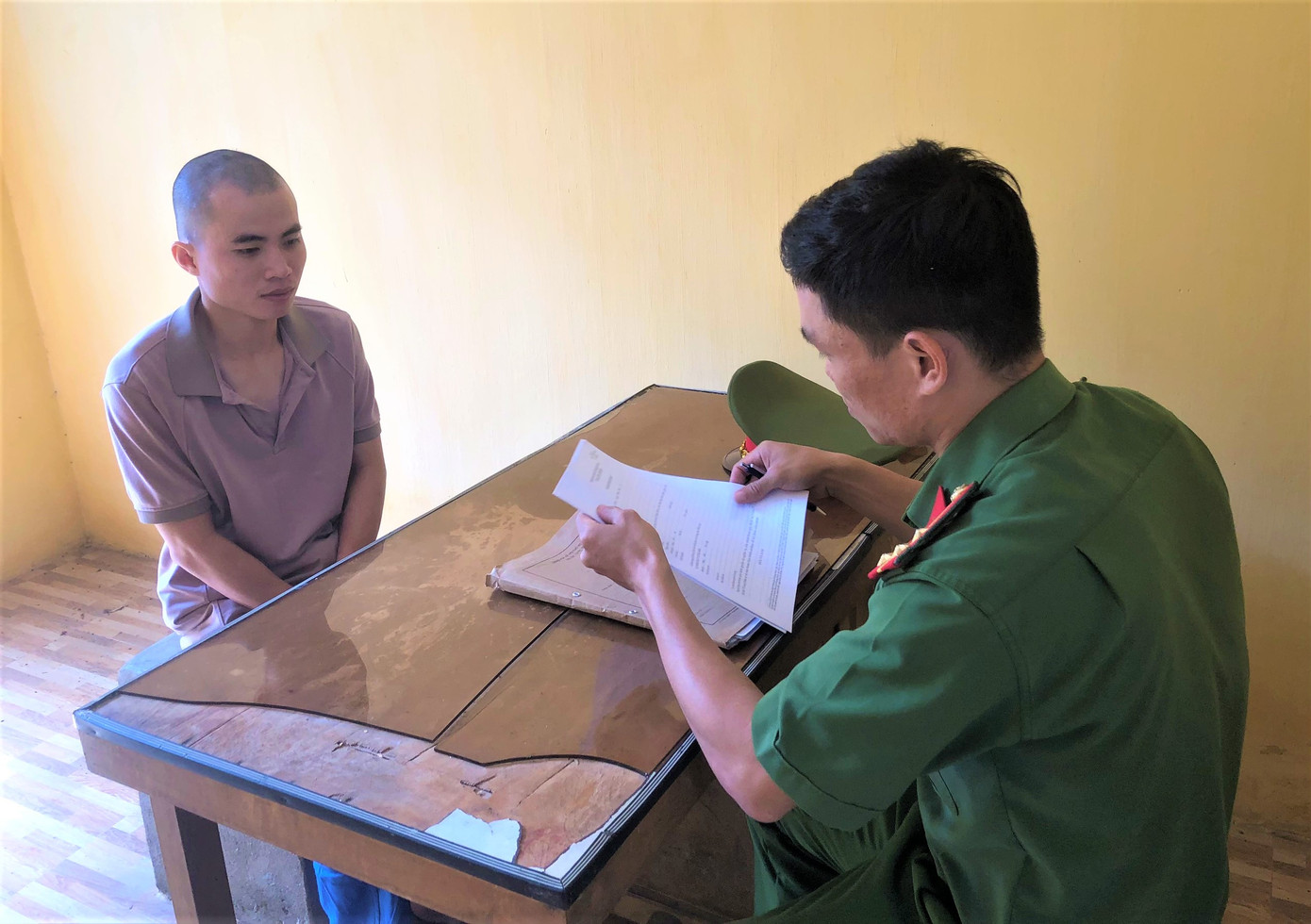 Đối tượng Ngô Trường Thịnh tại cơ quan công an