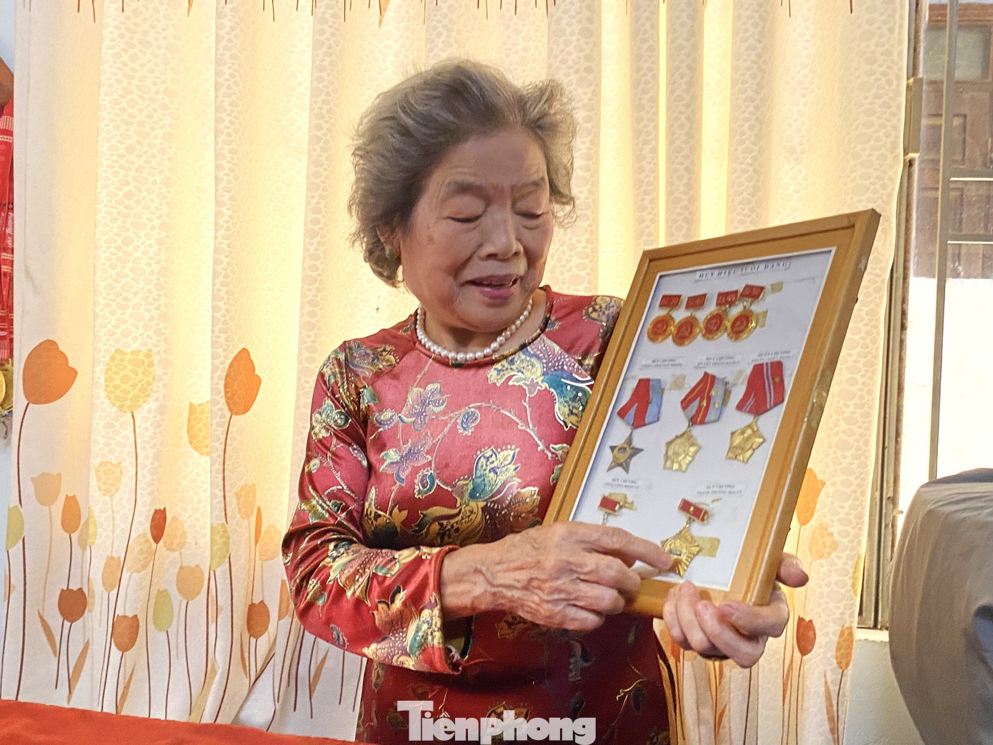 Bà Lan tự hào khi trở thành một chiến sĩ cách mạng.