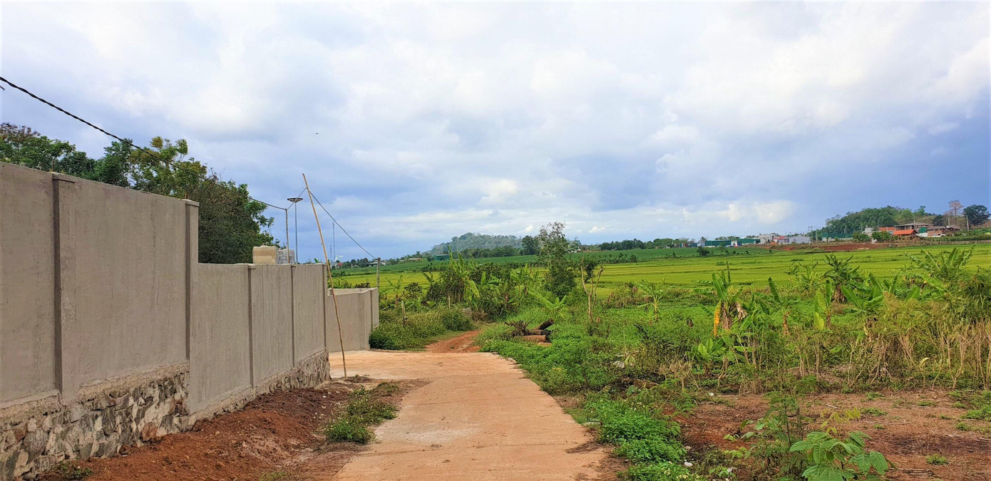 Những khu đất ở vị trí xa cũng được thổi giá cao Những khu đất ở vị trí xa cũng được thổi giá cao