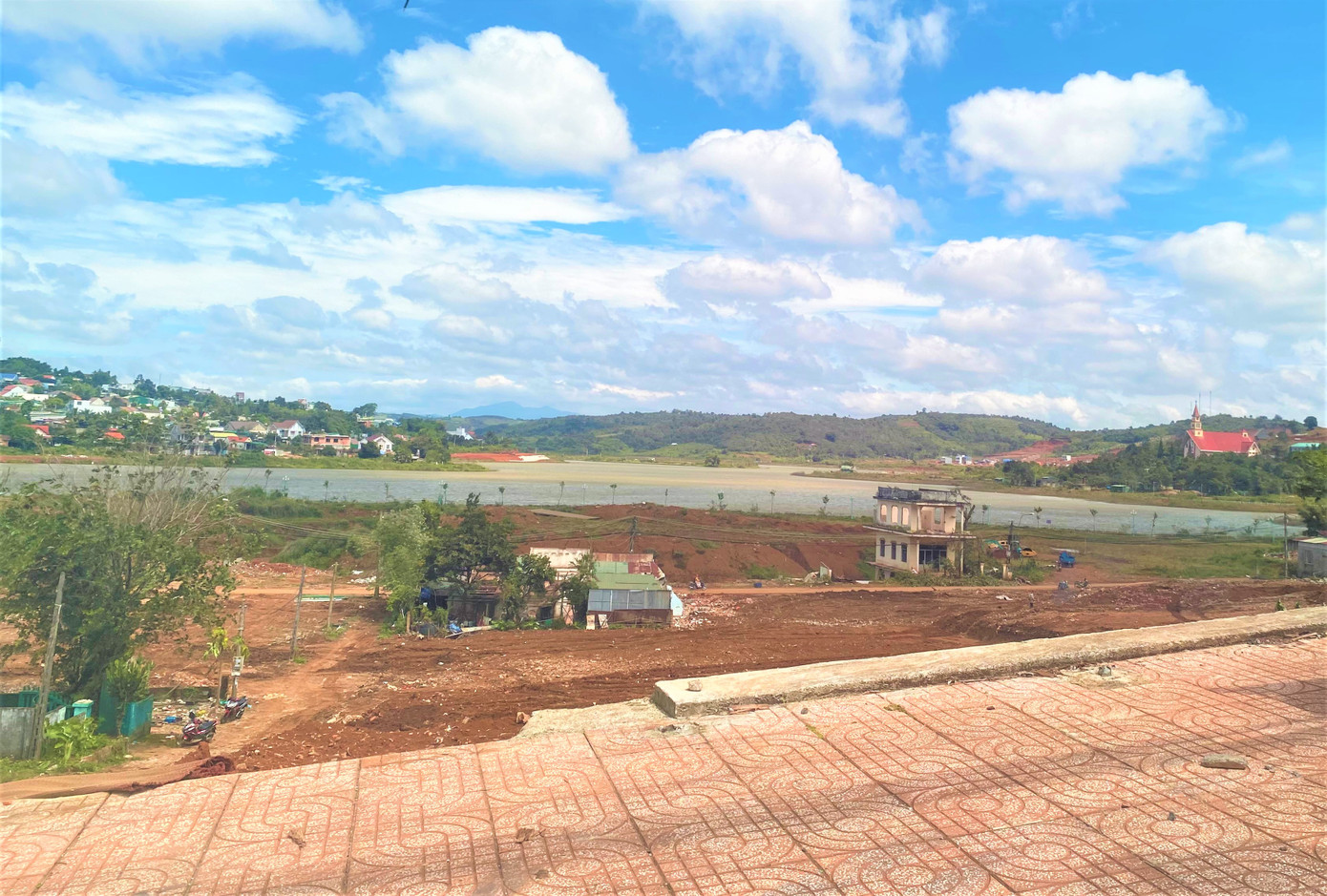 Đắk Nông đặt mục tiêu giải ngân vốn đầu tư công năm 2022 là 96% Đắk Nông đặt mục tiêu giải ngân vốn đầu tư công năm 2022 là 96%