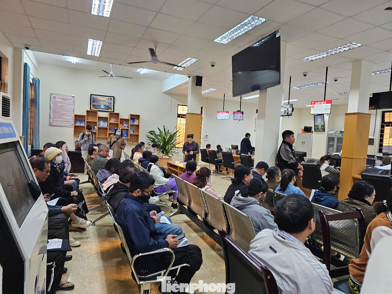 Đắk Lắk yêu cầu thực hiện nghiêm việc rà soát các trường hợp xin nghỉ khi sắp xếp bộ máy Đắk Lắk yêu cầu thực hiện nghiêm việc rà soát các trường hợp xin nghỉ khi sắp xếp bộ máy