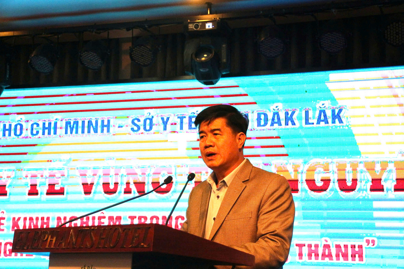 Ông Nguyễn Thiên Văn - Phó Chủ tịch UBND tỉnh Đắk Lắk được giao quyền Chủ tịch tỉnh này