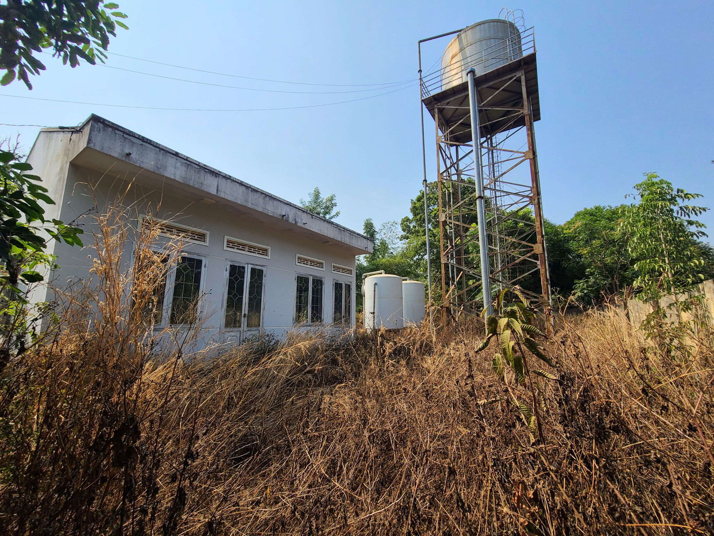 Công trình nhiều lần bị "đắp chiếu"
